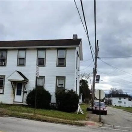 Image 2 - 25 South Brady Street, Blairsville, PA 15717, USA - House for sale