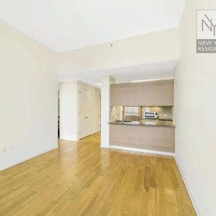 Image 2 - The Link, 310 West 52nd Street, New York, NY 10019, USA - House for rent