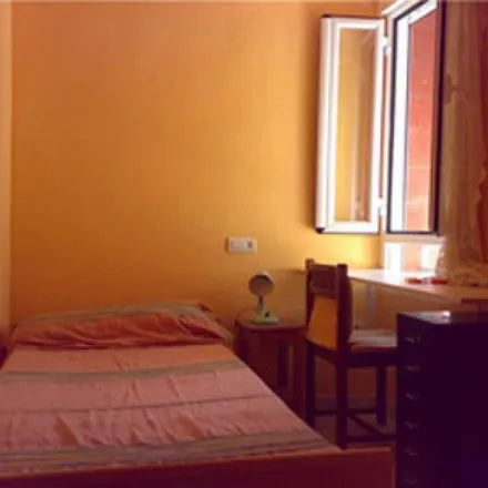 Rent this 1 bed apartment on Pasaje de Teba in 18011 Granada, Spain
