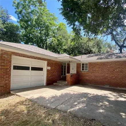 Rent this 3 bed house on 914 Keith Lane in Austin, TX 78705