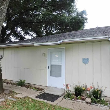 Rent this 2 bed house on Vannoy's Tires Inc. in 126 East Nine Mile Road, Pensacola