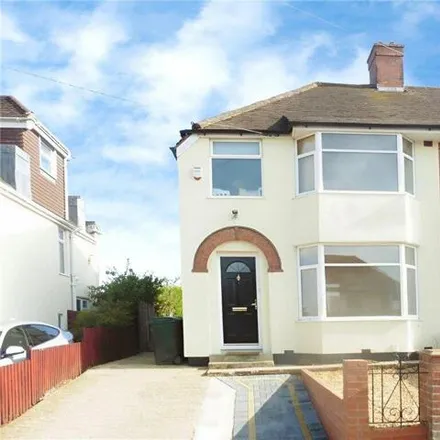 Buy this 3 bed duplex on 32 Osborne Road in Reading, RG30 2PG