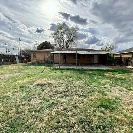 Image 2 - West Interstate Drive, Amarillo, TX 79109, USA - House for sale