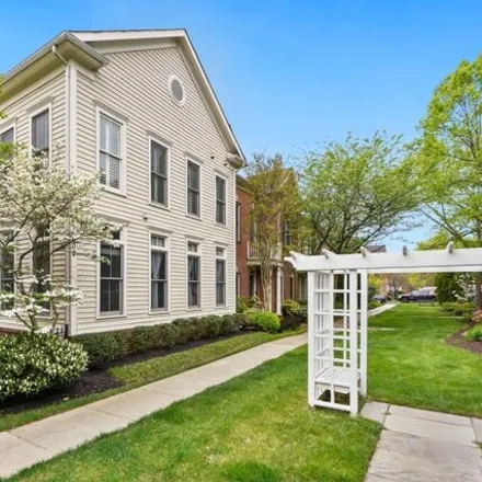 Image 3 - 602-610 Grand Champion Drive, Rockville, MD 20850, USA - Townhouse for sale