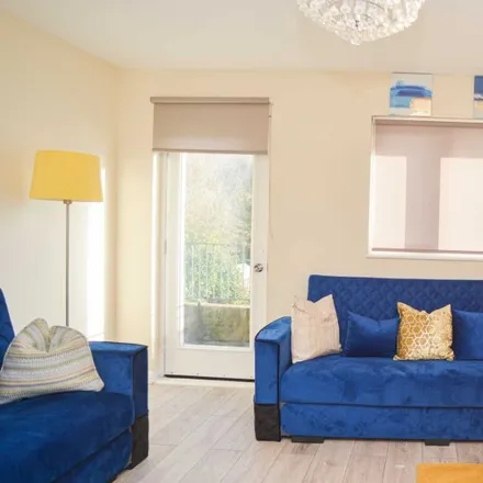 Rent this 2 bed apartment on Wallace Close in London, SE28 8NL