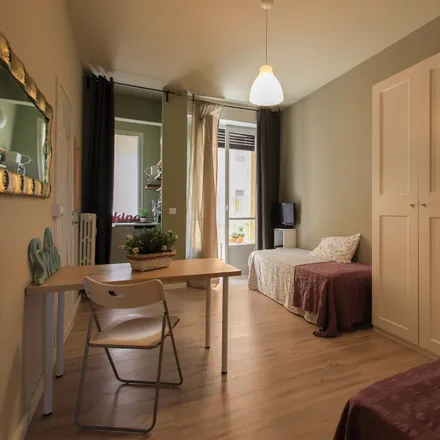 Rent this 2 bed room on Barlady in Via Giacinto Bruzzesi, 20146 Milan MI