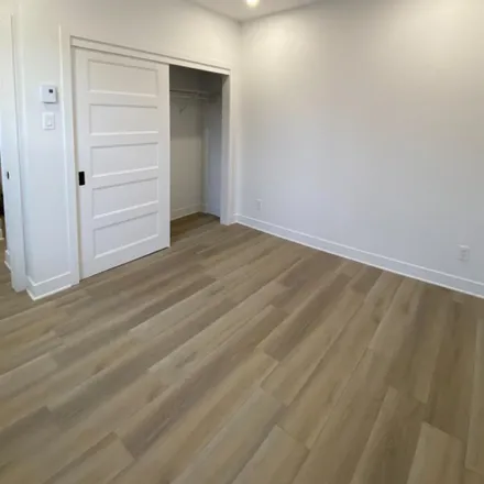 Image 5 - 1940 Rue le Caron, Montreal, QC H4E 1G8, Canada - Room for rent