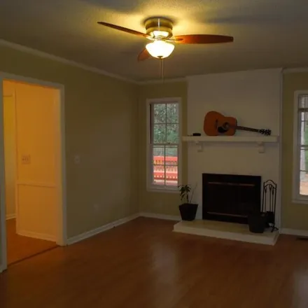 Image 4 - 5835 Wintergreen Drive, Raleigh, NC 27609, USA - House for rent