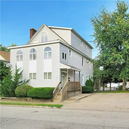 Buy this 6 bed duplex on 731 Lincoln Avenue in Erie, PA 16505