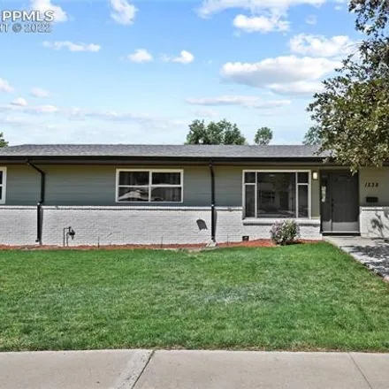 Image 2 - 1538 Happiness Drive, Colorado Springs, CO 80909, USA - House for sale