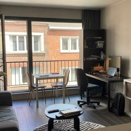 Rent this 1 bed apartment on Tervuursestraat 117 in 3000 Leuven, Belgium