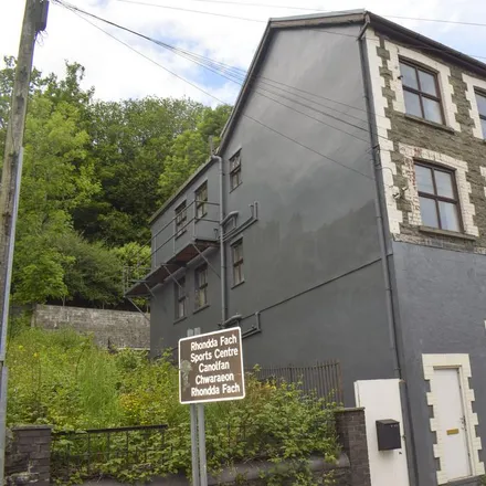 Rent this 2 bed apartment on East Road in Tylorstown, CF43 3BW