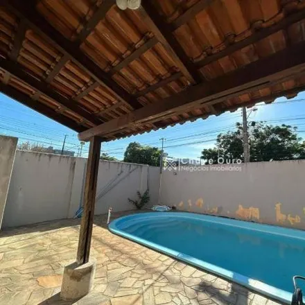 Rent this 3 bed house on Rua Cassiano Jorge Fernandes in Vila Tolentino, Cascavel - PR