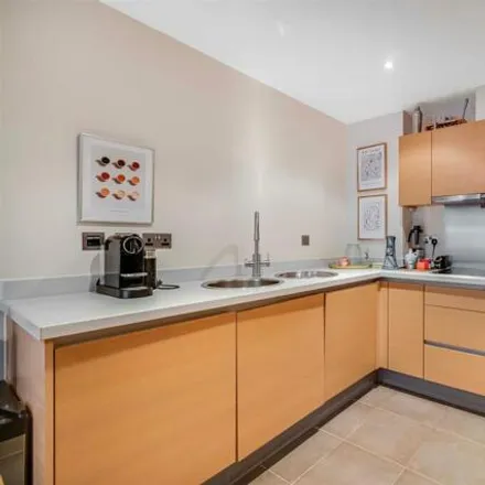 Image 3 - Neville House, 19 Page Street, London, SW1P 4PQ, United Kingdom - Apartment for sale