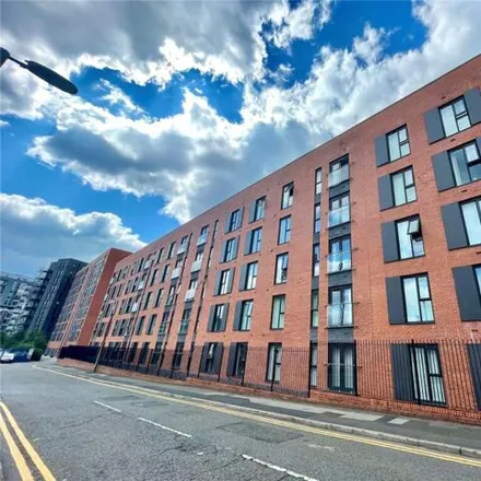 Rent this 3 bed room on Irwell Carpark in Irwell Place, Salford