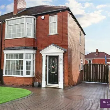Buy this 3 bed duplex on Aldham House Lane in Wombwell, S73 8RG