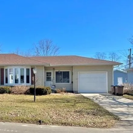 Buy this 2 bed house on Oelwein Municipal Pool in 4th Avenue Northeast, Oelwein