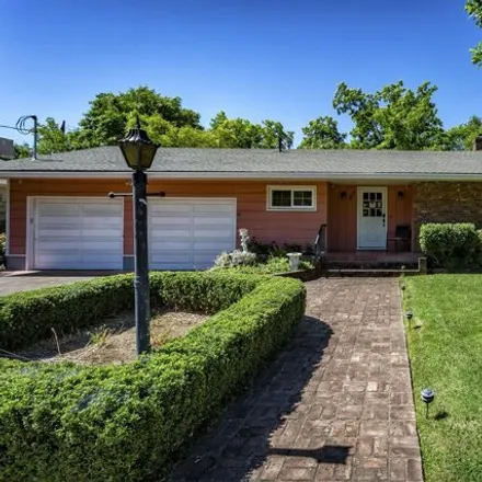 Buy this 3 bed house on 805 Gold Street in Redding, CA 96001