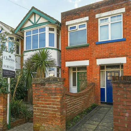 Buy this 3 bed townhouse on 59 St James Road in Southampton, SO15 5FD