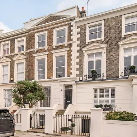 Rent this 3 bed townhouse on 85 Clifton Hill in London, NW8 0JN