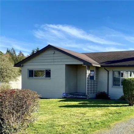 Buy this 3 bed house on 646 Champion Street in Steilacoom, Pierce County