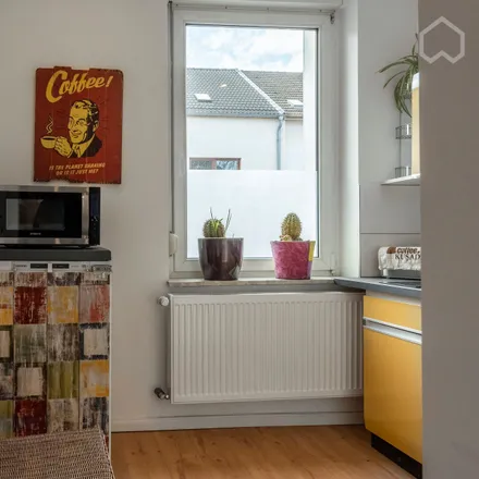 Rent this 2 bed apartment on Moltkestraße 88 in 47058 Duisburg, Germany