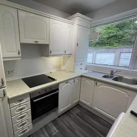 Rent this 2 bed apartment on Ffynone Close in Swansea, SA1 6DA