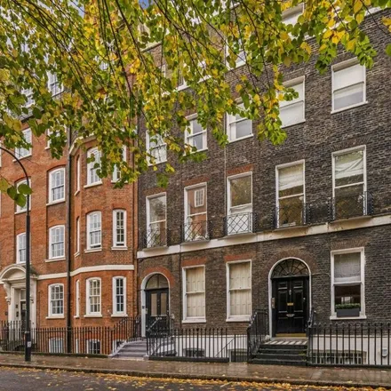 Rent this 2 bed apartment on Handel Mansions in Handel Street, London