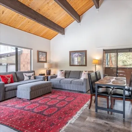 Image 2 - Tahoe Donner Day Lodge, Slalom Way, Truckee, CA 95161, USA - House for sale