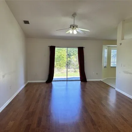 Rent this 3 bed house on Landing Place in Zephyrhills, FL 33542
