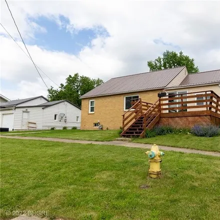 Buy this 3 bed house on 513 South 3rd Street in Knoxville, IA 50138