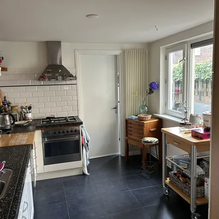 Rent this 4 bed apartment on Koopvaardijstraat 34 in 5017 BG Tilburg, Netherlands