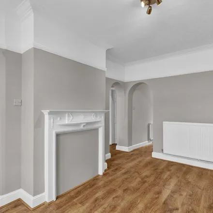 Rent this 2 bed apartment on Finchley Progressive Synagogue in Hutton Grove, London