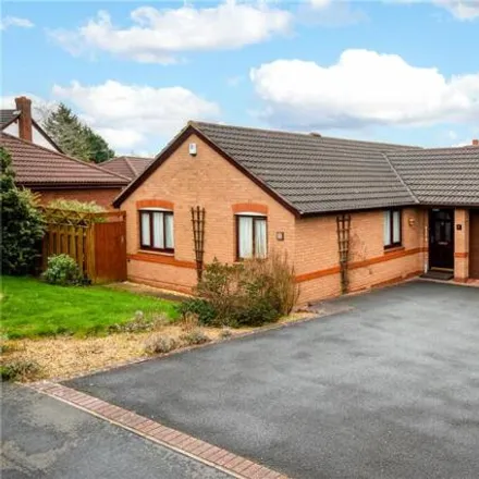 Buy this 3 bed house on unnamed road in Telford, TF3 1QS