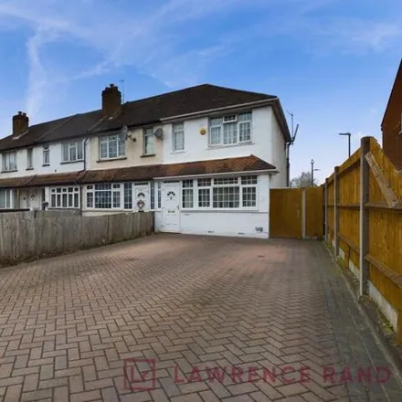 Buy this 3 bed house on 320 Church Road in London, UB5 5AP