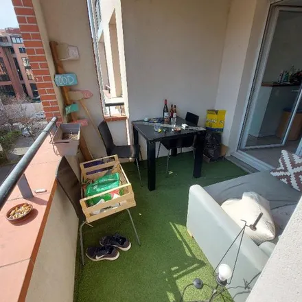 Rent this 4 bed apartment on 135 Allée de Brienne in 31000 Toulouse, France