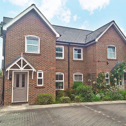Image 2 - Brockham Grange, Basingstoke and Deane, RG27 0FN, United Kingdom - Duplex for rent
