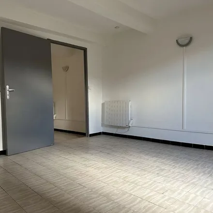Image 6 - 251 Avenue Joseph Vallot, 34700 Lodève, France - Apartment for rent