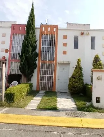 Rent this 2 bed house on Privada Laurel in Fraccionamiento Bosques de Ica Residencial, 51355 San Luis Mextepec