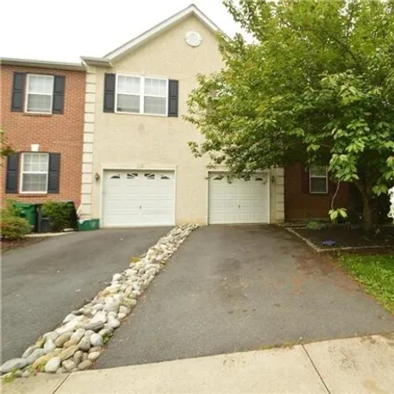 Image 2 - 6809 Lincoln Drive, Lower Macungie Township, PA 18062, USA - House for sale