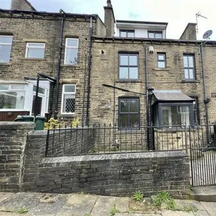 Buy this 3 bed townhouse on Thornton Road Ball Street in Thornton Road, Thornton