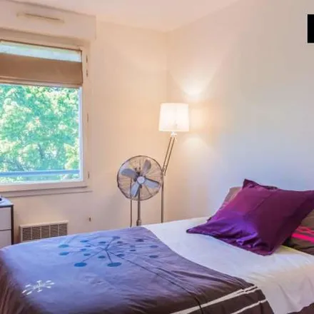 Rent this 2 bed apartment on 23 Rue Président Krüger in 69008 Lyon, France