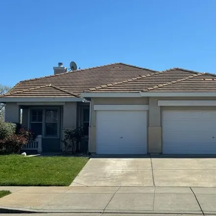 Rent this 4 bed house on 2915 Rebecca Drive in Fairfield, CA 94533