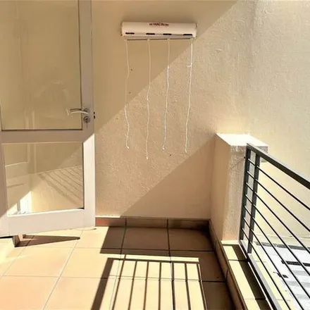 Rent this 2 bed apartment on Nando's in 7th Avenue, Parktown North