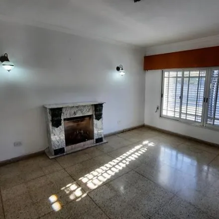 Buy this 4 bed house on Carlos María de Alvear 193 in Centro, San Nicolás de los Arroyos