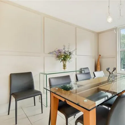 Image 3 - Boydell Court, London, NW8 6NG, United Kingdom - Room for rent