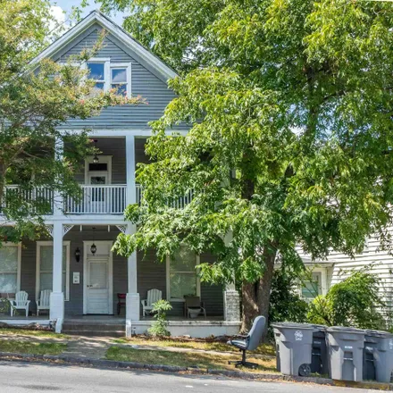 Buy this studio apartment on 402 Quapaw Avenue in Hot Springs, AR 71901