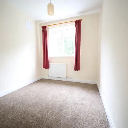 Rent this 3 bed apartment on Roxholme Place in Leeds, LS7 4JQ