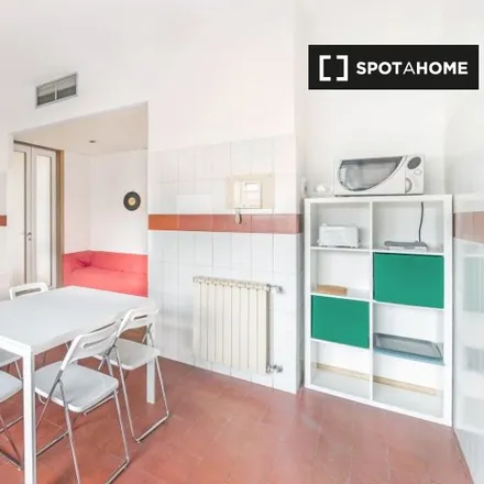 Image 6 - Via Maragliano 2a, 50100 Florence FI, Italy - Room for rent
