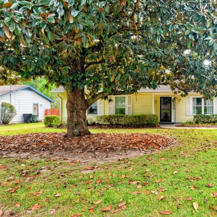 Buy this 3 bed house on 1537 Goodwood Drive in Tallahassee, FL 32308